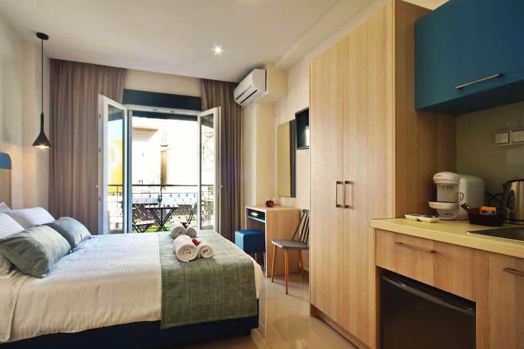 City Pearl Dntwn Apts Ираклио Екстериор снимка