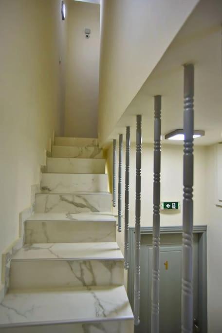 City Pearl Dntwn Apts Ираклио Екстериор снимка