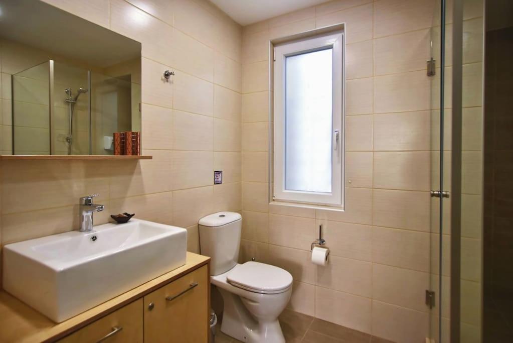 City Pearl Dntwn Apts Ираклио Екстериор снимка