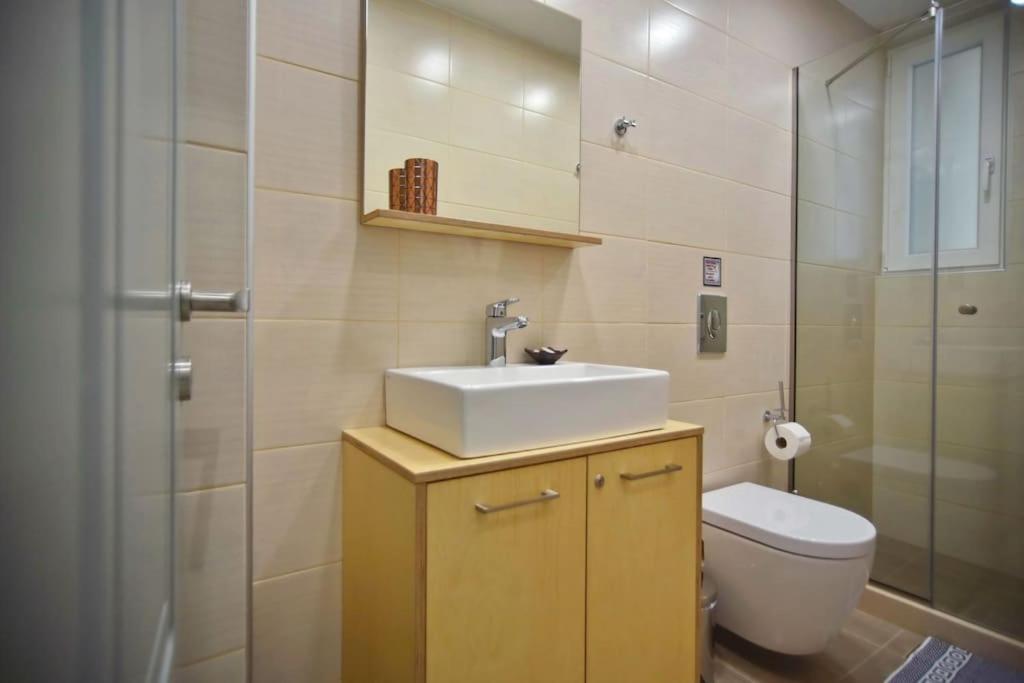 City Pearl Dntwn Apts Ираклио Екстериор снимка