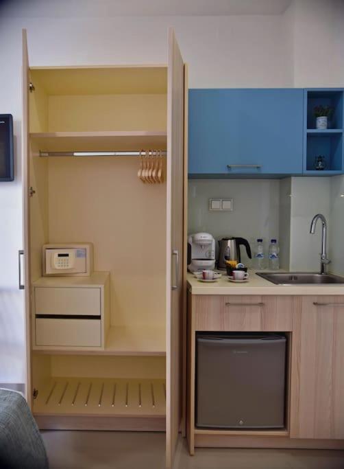 City Pearl Dntwn Apts Ираклио Екстериор снимка