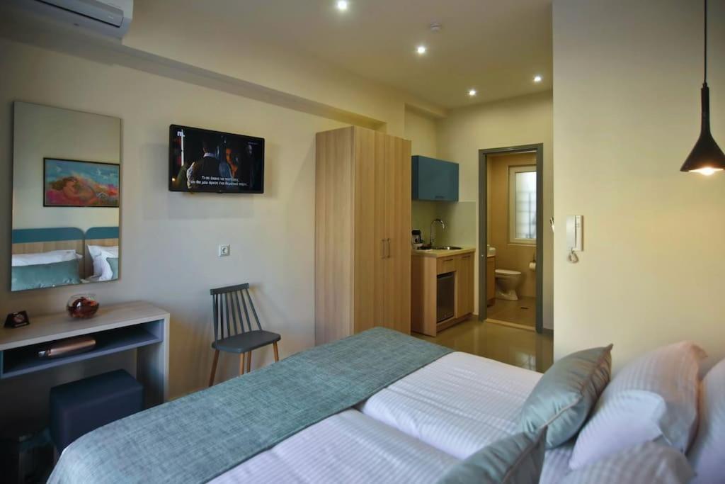 City Pearl Dntwn Apts Ираклио Екстериор снимка