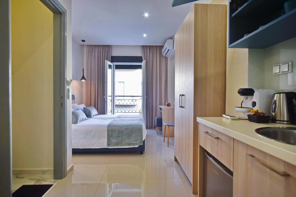City Pearl Dntwn Apts Ираклио Екстериор снимка