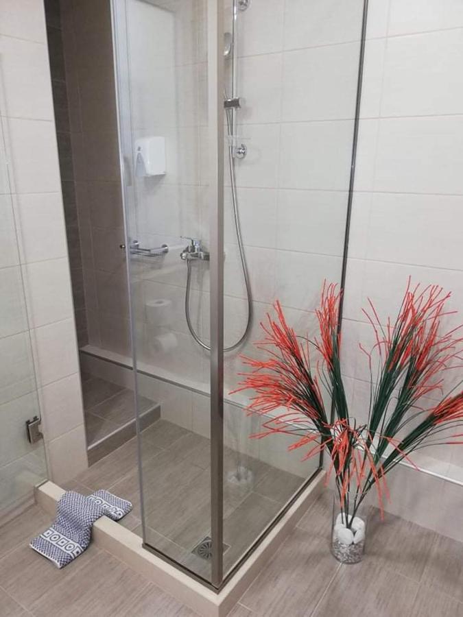 City Pearl Dntwn Apts Ираклио Екстериор снимка